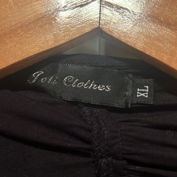 Crossover light sweater - Picture 3 of 3